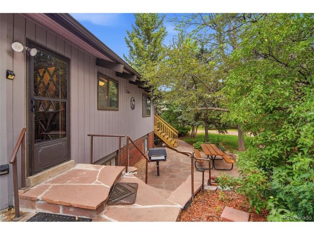 4665 S Sheridan Blvd, Bow Mar, CO 80123