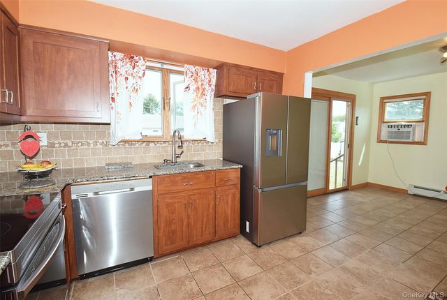 27 Naples Avenue, Central Islip, NY 11722