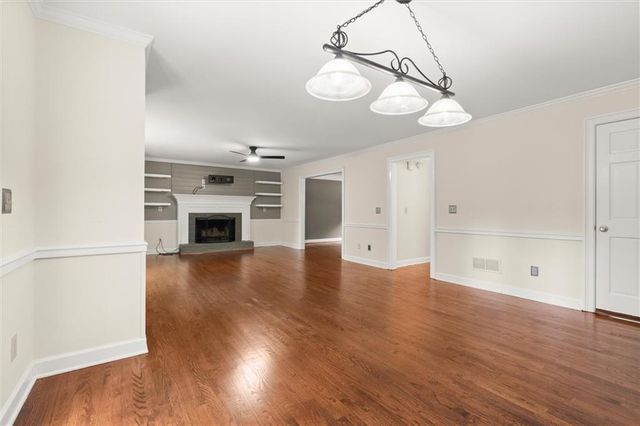 3505 Waters Glen Way, Alpharetta, GA 30022
