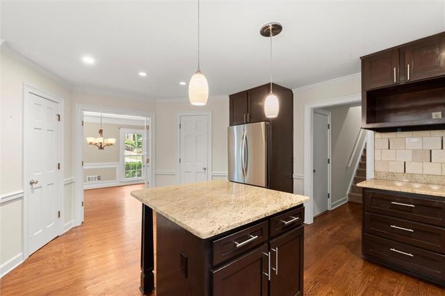 3505 Waters Glen Way, Alpharetta, GA 30022