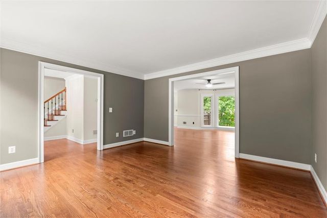 3505 Waters Glen Way, Alpharetta, GA 30022