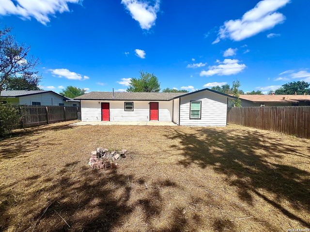 7042 BUTTERFIELD DR, San Antonio, TX 78227