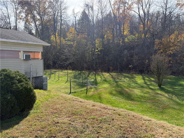 26 Union St, Redstone Twp, PA 15475