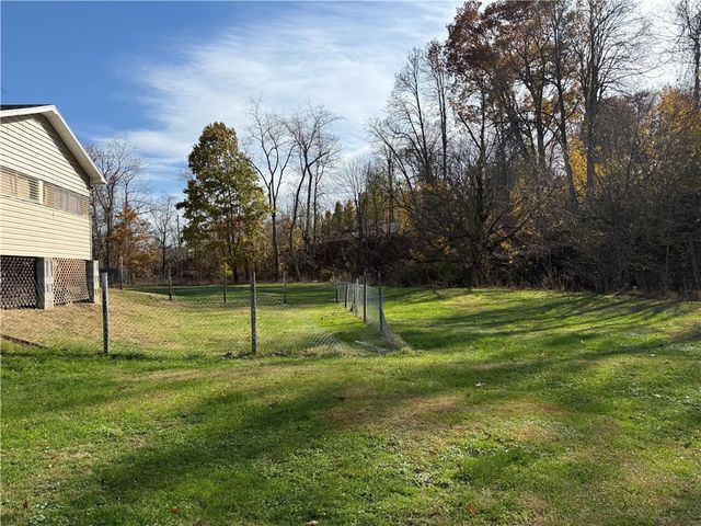 26 Union St, Redstone Twp, PA 15475