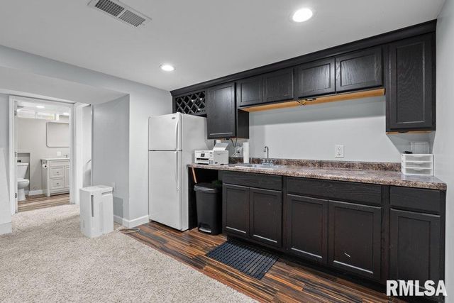 2612 23RD Avenue, Rock Island, IL 61201