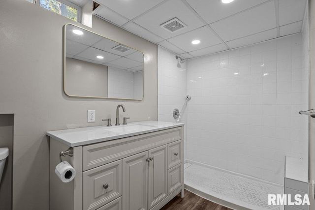 2612 23RD Avenue, Rock Island, IL 61201