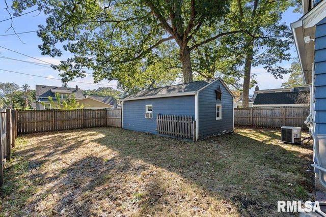 2612 23RD Avenue, Rock Island, IL 61201