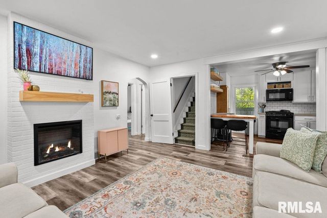 2612 23RD Avenue, Rock Island, IL 61201