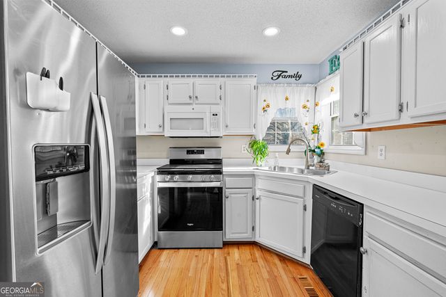 400 Bar J Road, Temple, GA 30179