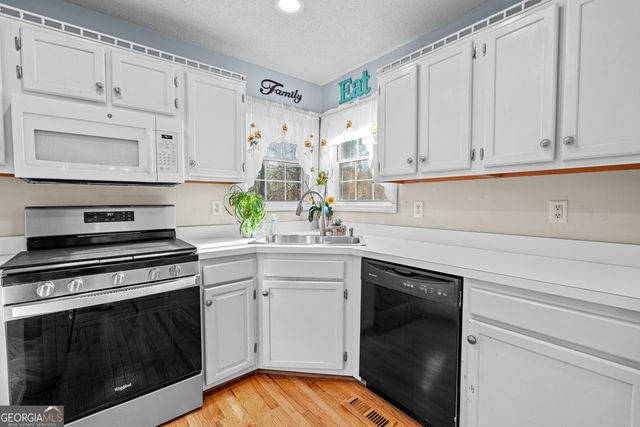 400 Bar J Road, Temple, GA 30179