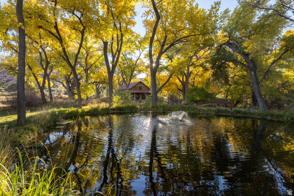 Image 29 of property listing at 2927 S EAST BENCH RD, Moab, UT 84532