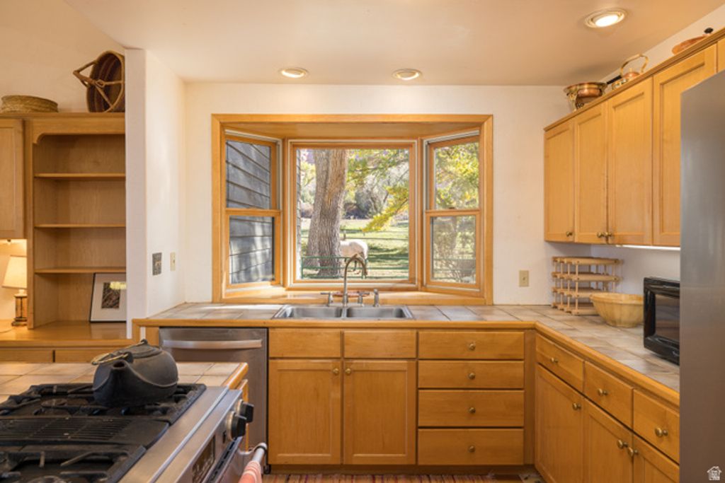 Image 39 of property listing at 2927 S EAST BENCH RD, Moab, UT 84532