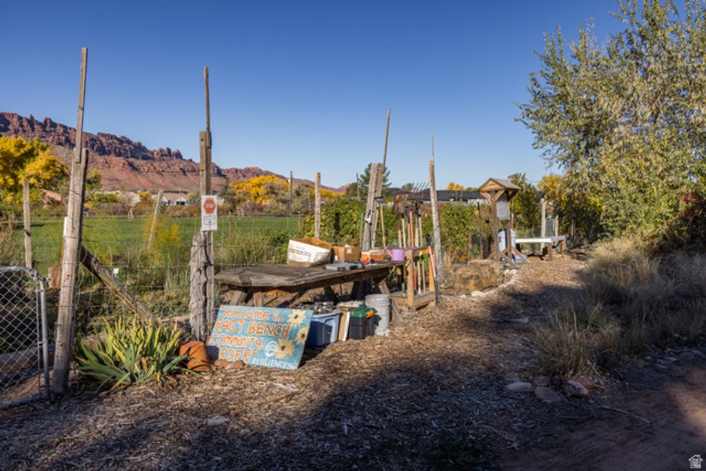 Image 56 of property listing at 2927 S EAST BENCH RD, Moab, UT 84532