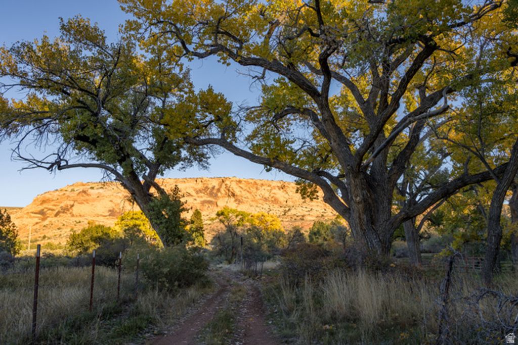 Image 60 of property listing at 2927 S EAST BENCH RD, Moab, UT 84532