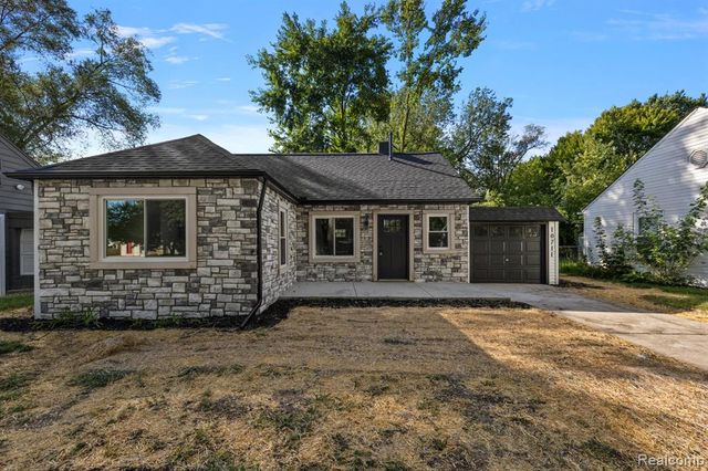10711 Troy Street, Oak Park, MI 48237