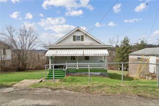 145 LATIMER AVE, Canonsburg, PA 15363