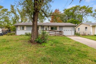 817 N Young St, Wichita, KS 67212