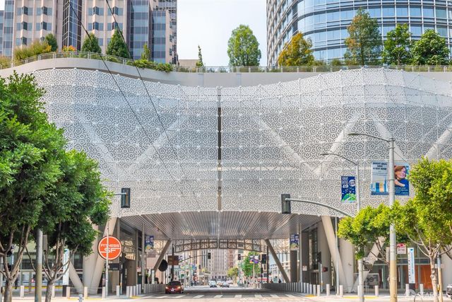 1 Hawthorne Street 12G, San Francisco, CA 94105