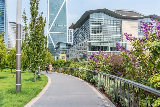 1 Hawthorne Street 12G, San Francisco, CA 94105