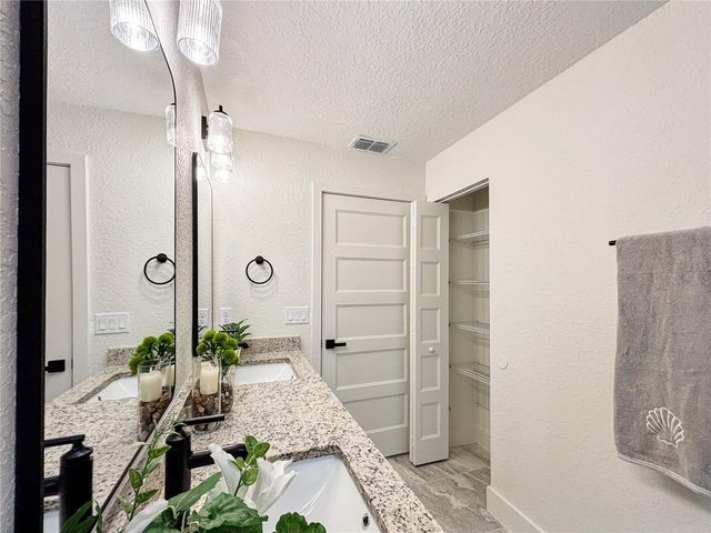 22575 SW ANCHOR BOULEVARD, Dunnellon, FL 34431