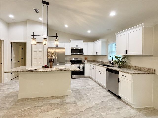 22575 SW ANCHOR BOULEVARD, Dunnellon, FL 34431