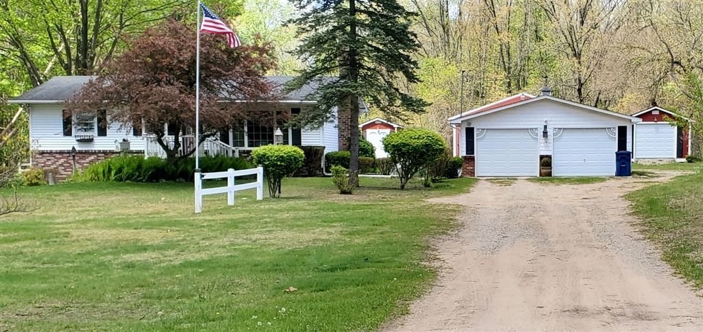 2503 111th Avenue, Allegan, MI 49010