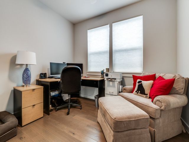 1052 Gallivant Lane, Dallas, TX 75218