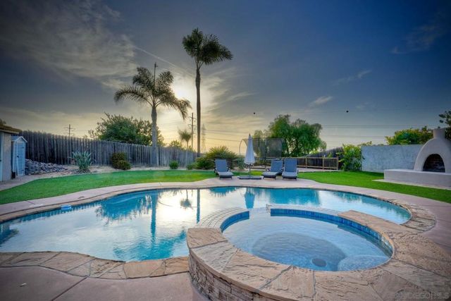 1008 Red Oak, Chula Vista, CA 91910