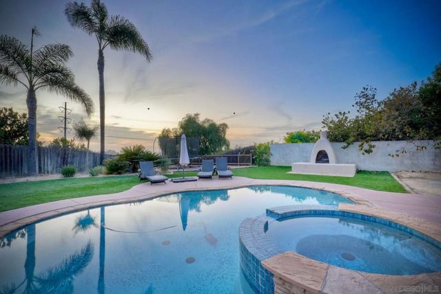 1008 Red Oak, Chula Vista, CA 91910