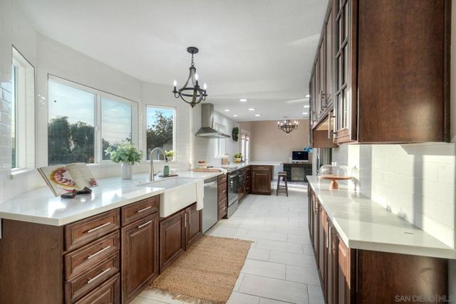 1008 Red Oak, Chula Vista, CA 91910