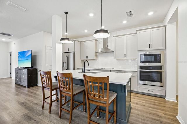 5812 NATIVE OAK STREET, Mount Dora, FL 32757