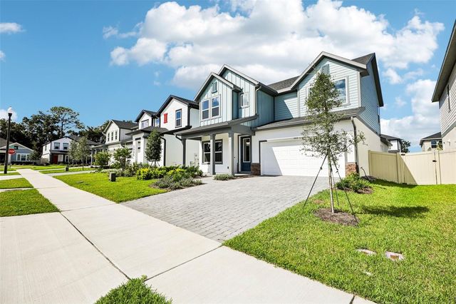 5812 NATIVE OAK STREET, Mount Dora, FL 32757