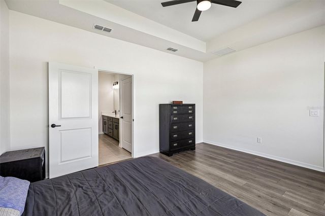 5812 NATIVE OAK STREET, Mount Dora, FL 32757