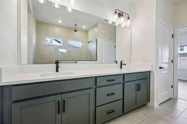 5812 NATIVE OAK STREET, Mount Dora, FL 32757