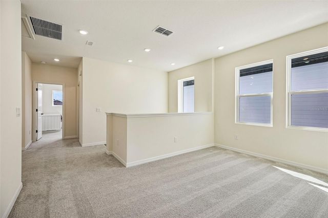 5812 NATIVE OAK STREET, Mount Dora, FL 32757