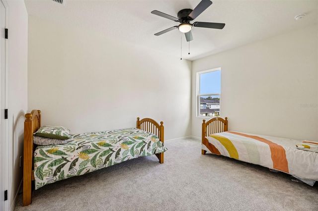 5812 NATIVE OAK STREET, Mount Dora, FL 32757