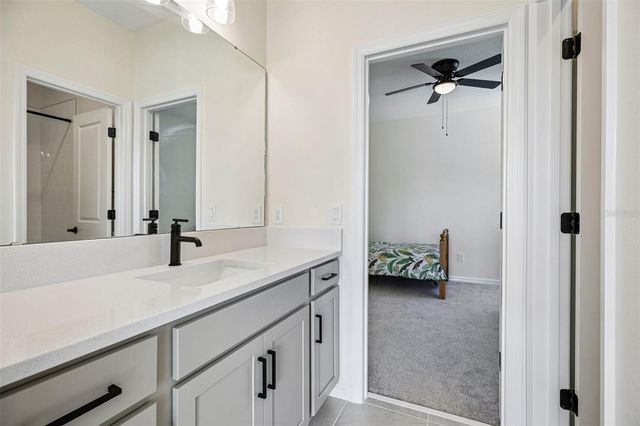 5812 NATIVE OAK STREET, Mount Dora, FL 32757