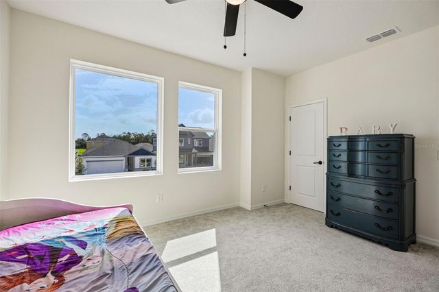 5812 NATIVE OAK STREET, Mount Dora, FL 32757