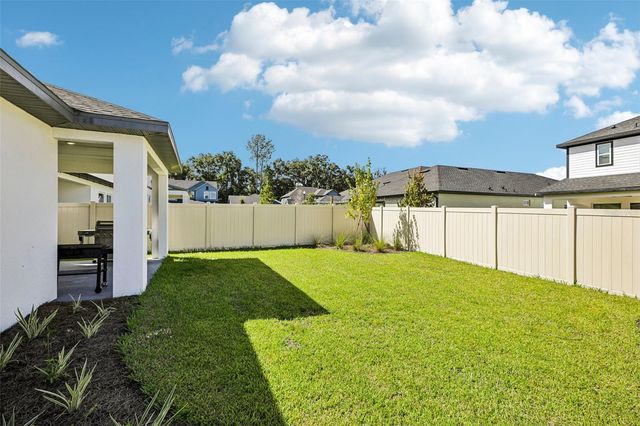 5812 NATIVE OAK STREET, Mount Dora, FL 32757
