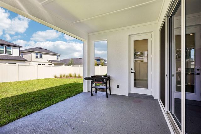 5812 NATIVE OAK STREET, Mount Dora, FL 32757