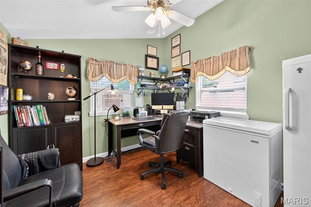 215 2nd Street, St Peters, MO 63376