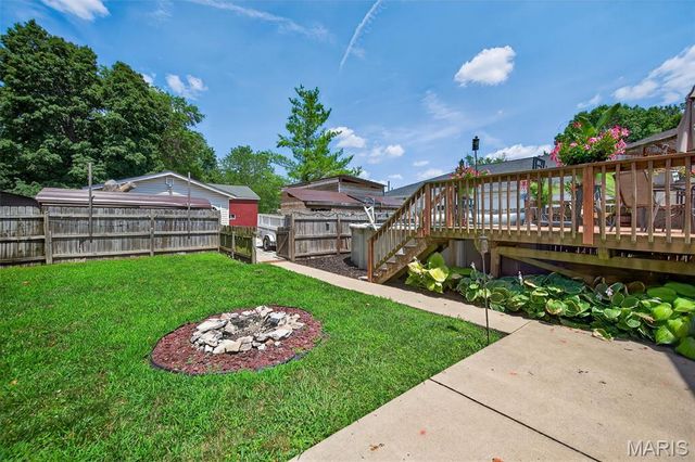 215 2nd Street, St Peters, MO 63376