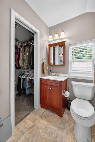 215 2nd Street, St Peters, MO 63376
