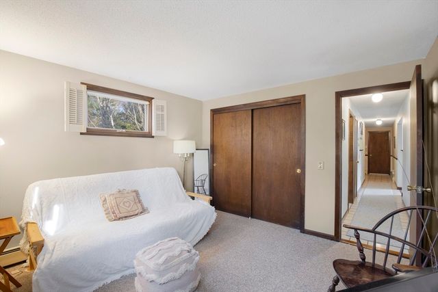 386 Bishops Ter, Barnstable, MA 02601