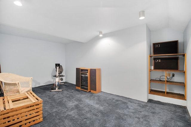 386 Bishops Ter, Barnstable, MA 02601