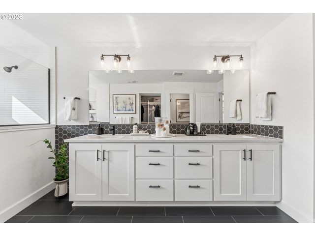 15554 Sw Peace Ave, Tigard, OR 97224