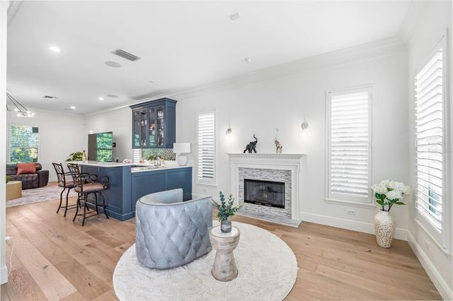 2909 W BAY VISTA AVENUE, Tampa, FL 33611