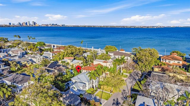 2909 W BAY VISTA AVENUE, Tampa, FL 33611