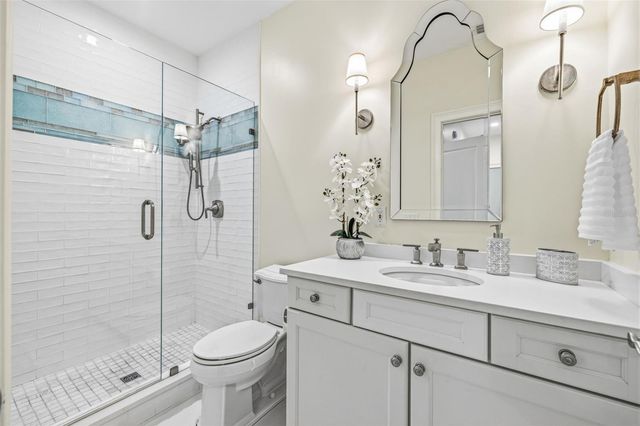 2909 W BAY VISTA AVENUE, Tampa, FL 33611