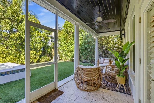 2909 W BAY VISTA AVENUE, Tampa, FL 33611